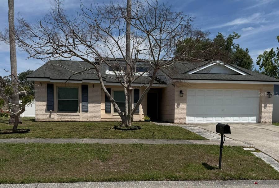 Property photo for 712 HAZY MEADOW COURT, Brandon, FL
