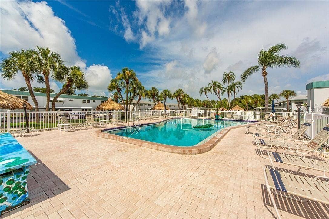 5267 81ST STREET N, #5, St Petersburg, FL 33709 5267 81ST STREET N, #5, St Petersburg, FL 33709