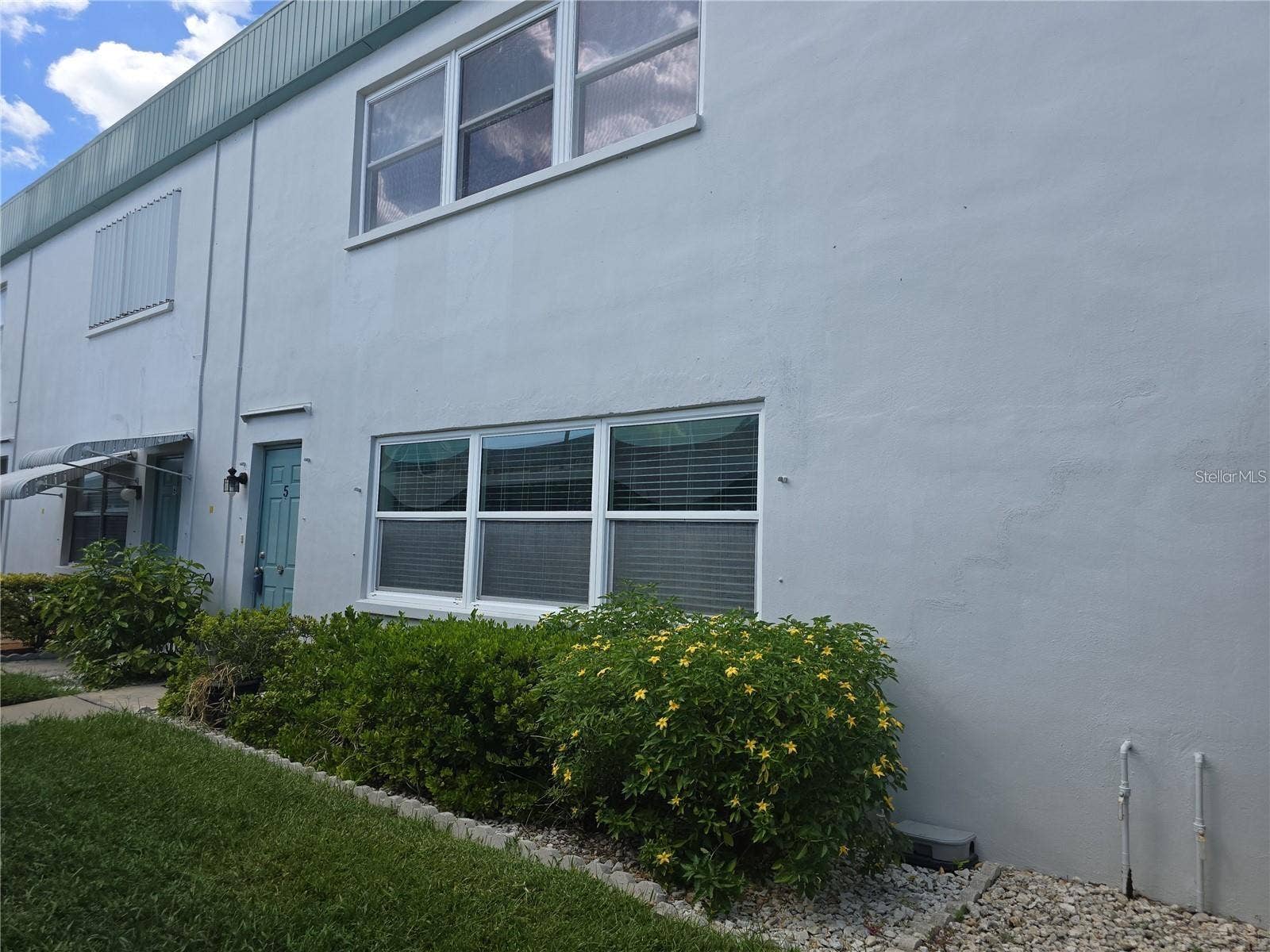5267 81ST STREET N, #5, St Petersburg, FL 33709 5267 81ST STREET N, #5, St Petersburg, FL 33709
