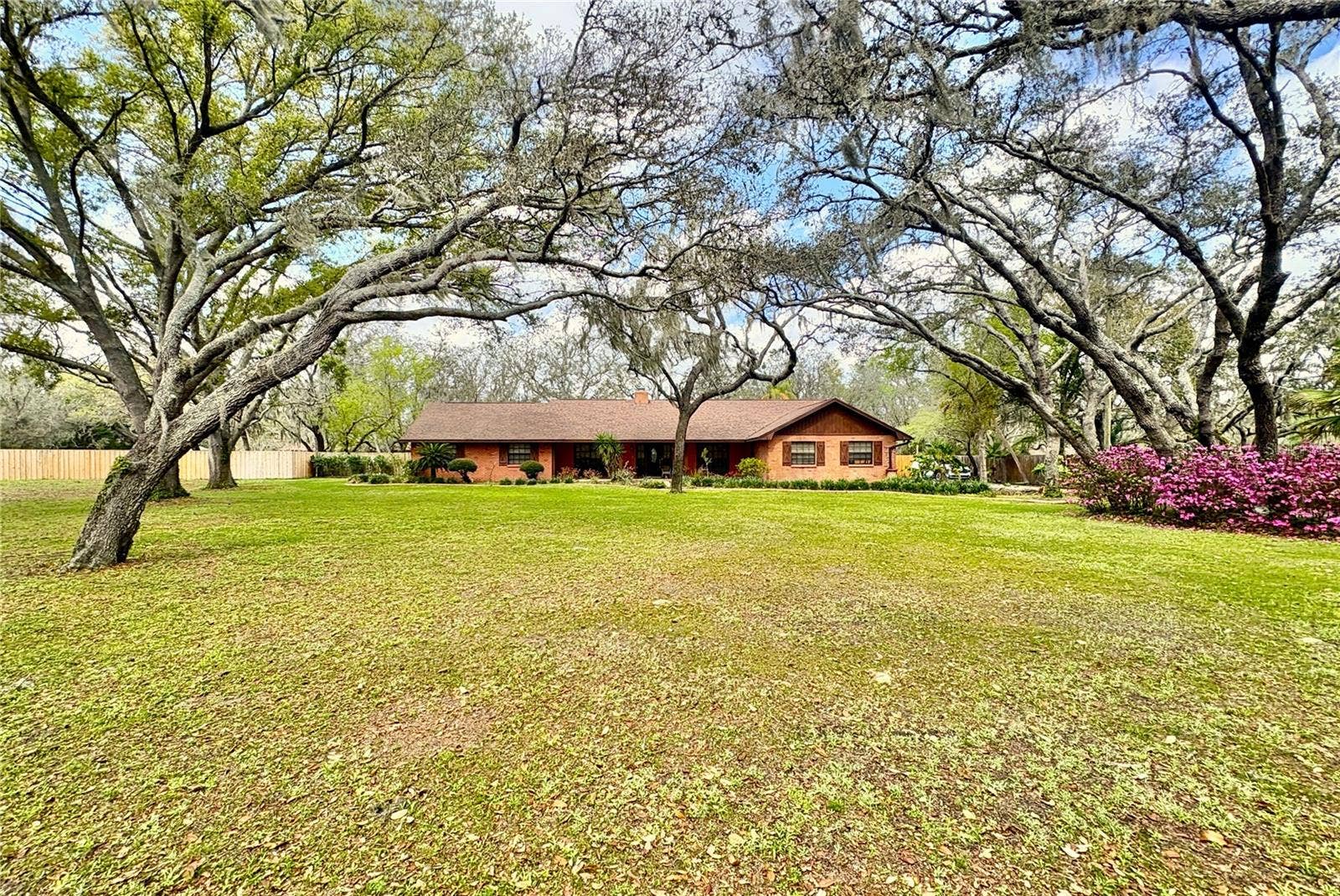 12506 SHADOW RUN BOULEVARD, Riverview, FL 33569 12506 SHADOW RUN BOULEVARD, Riverview, FL 33569