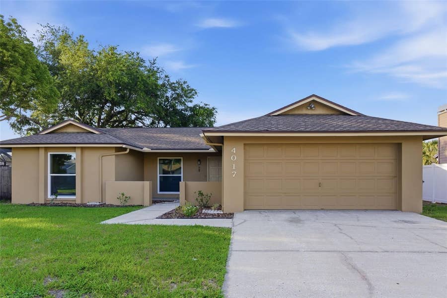 Property photo for 4017 BRAESGATE LANE, Tampa, FL