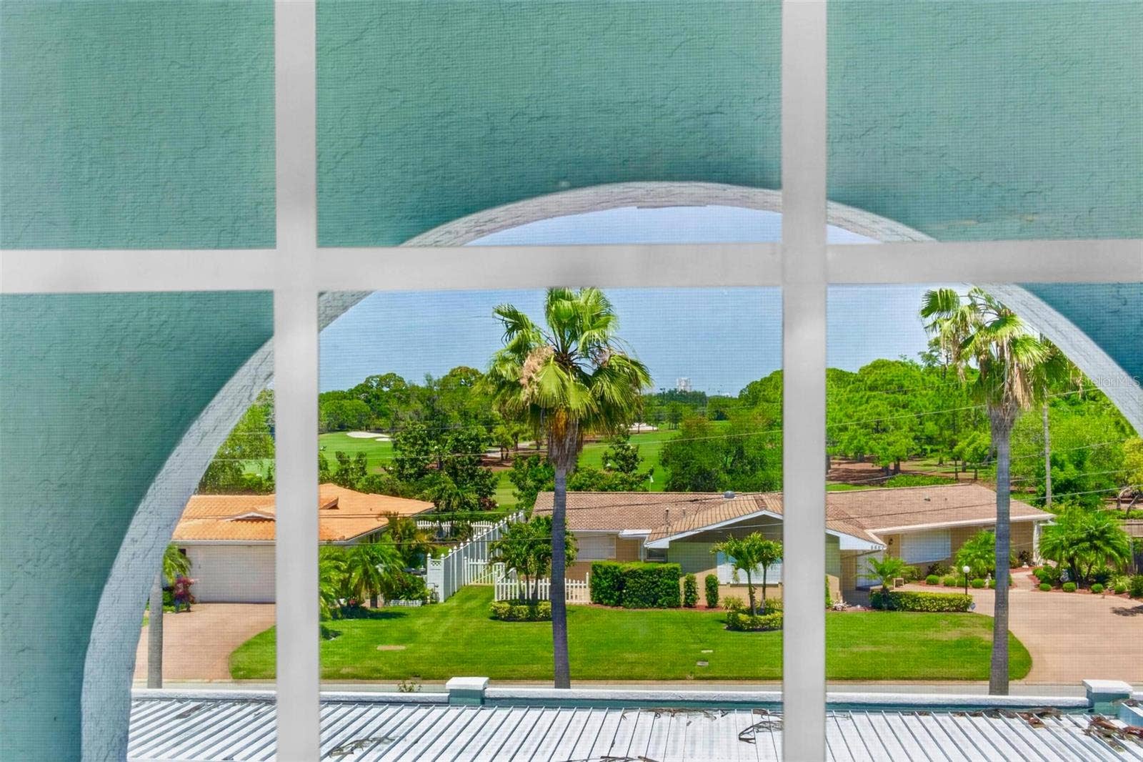 701 POINSETTIA ROAD, #308, Belleair, FL 33756