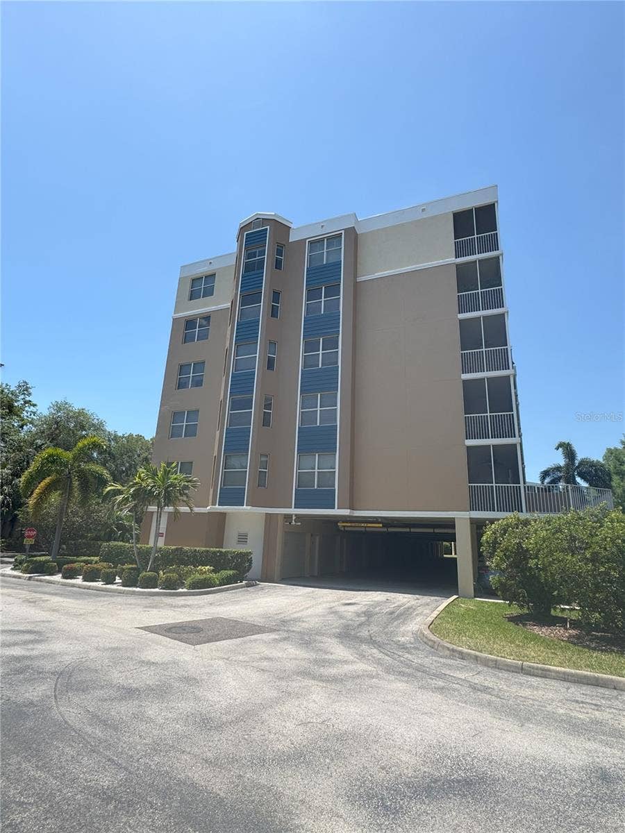 Property photo for 960 STARKEY ROAD, #5105, Largo, FL