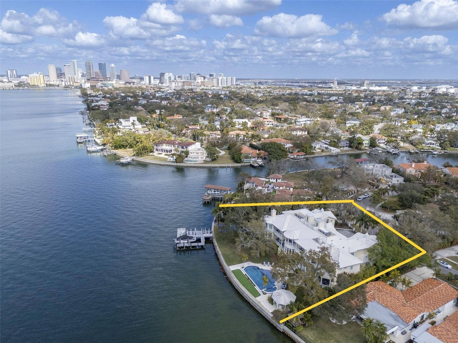 52 LADOGA AVENUE, Tampa, FL 33606 52 LADOGA AVENUE, Tampa, FL 33606