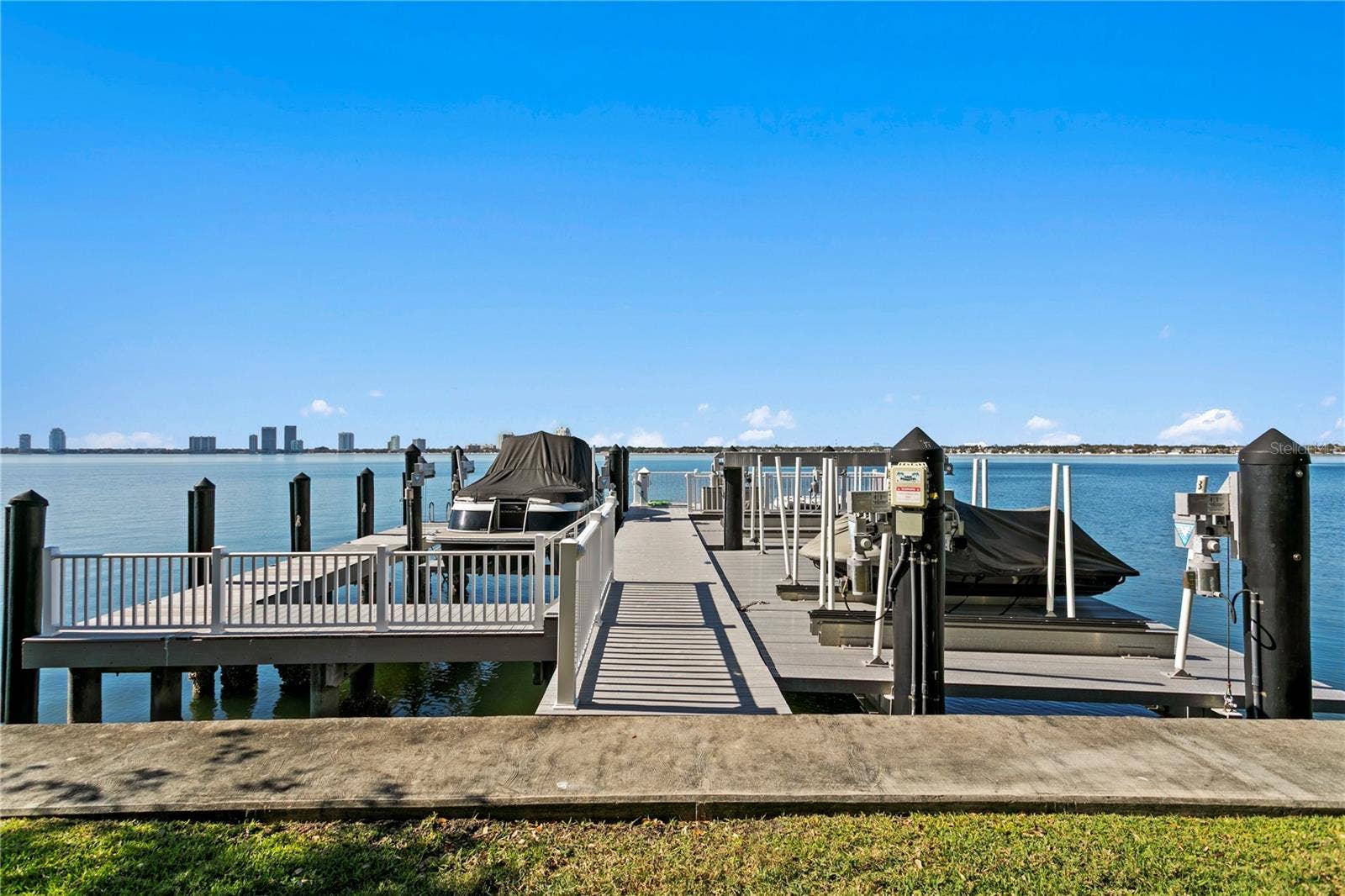 52 LADOGA AVENUE, Tampa, FL 33606 52 LADOGA AVENUE, Tampa, FL 33606