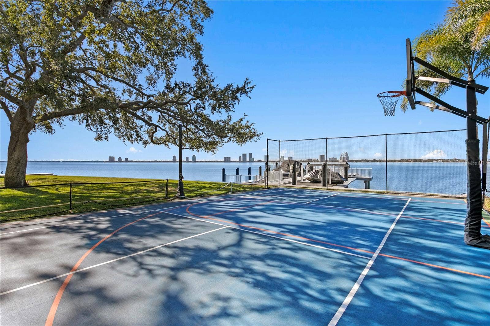 52 LADOGA AVENUE, Tampa, FL 33606 52 LADOGA AVENUE, Tampa, FL 33606