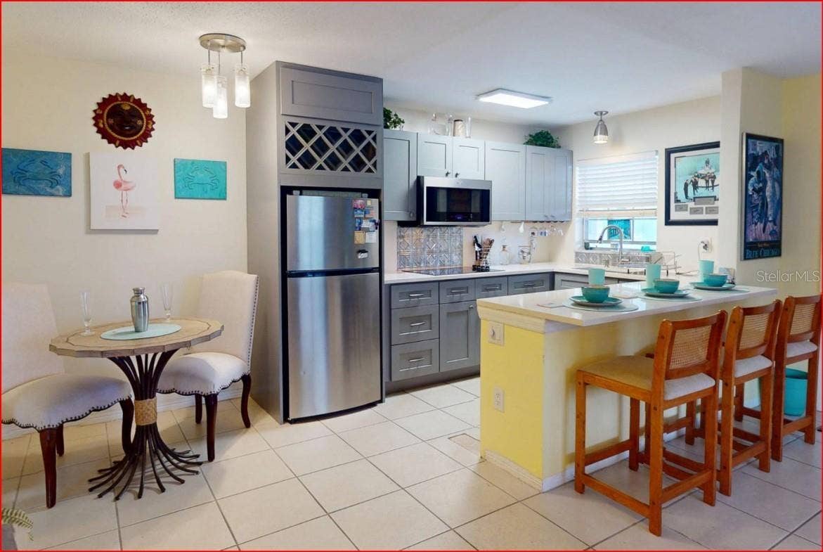 11440 1ST STREET E, #6, Treasure Island, FL 33706 11440 1ST STREET E, #6, Treasure Island, FL 33706
