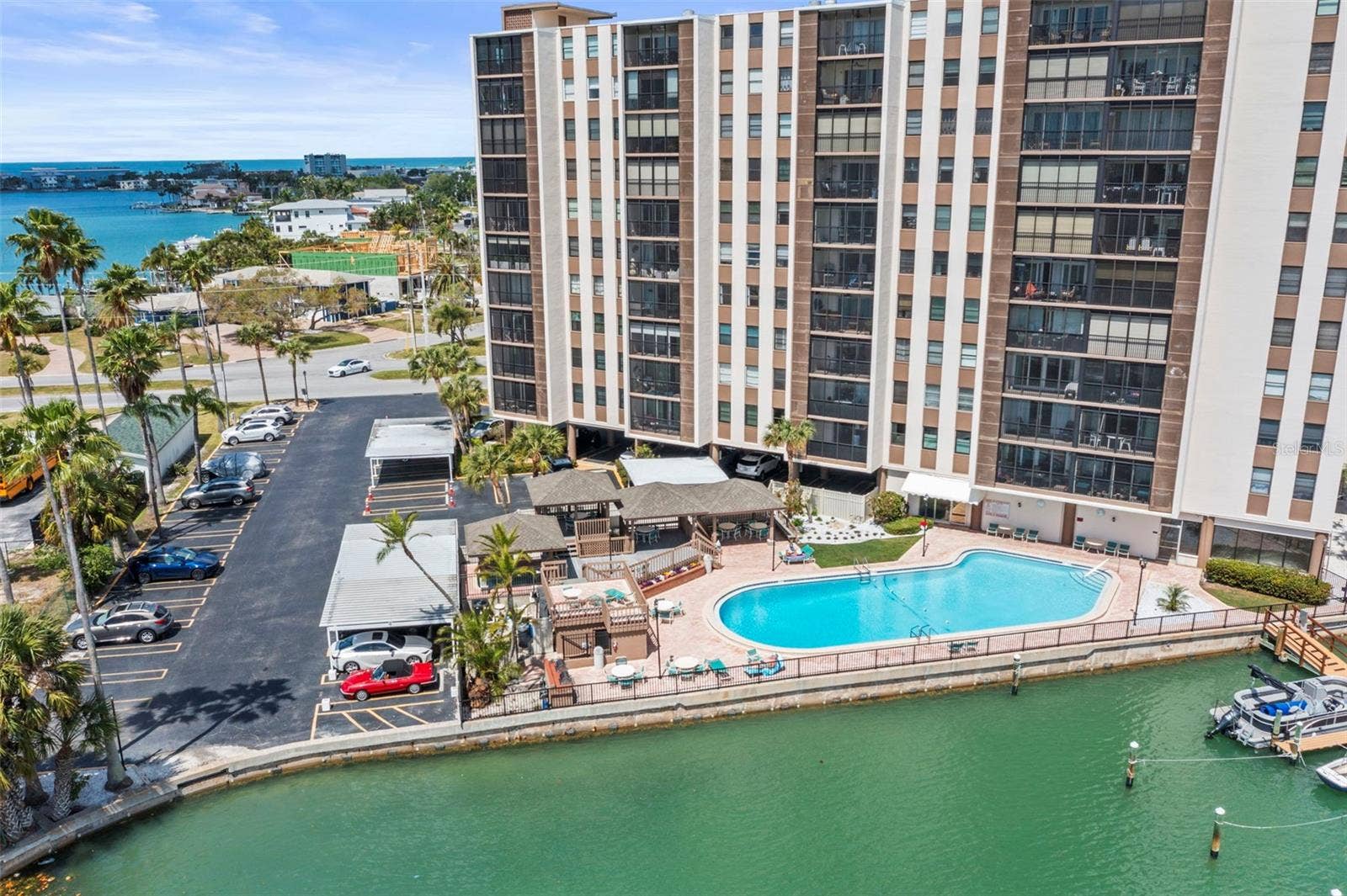 10355 PARADISE BOULEVARD, #403, Treasure Island, FL 33706 10355 PARADISE BOULEVARD, #403, Treasure Island, FL 33706