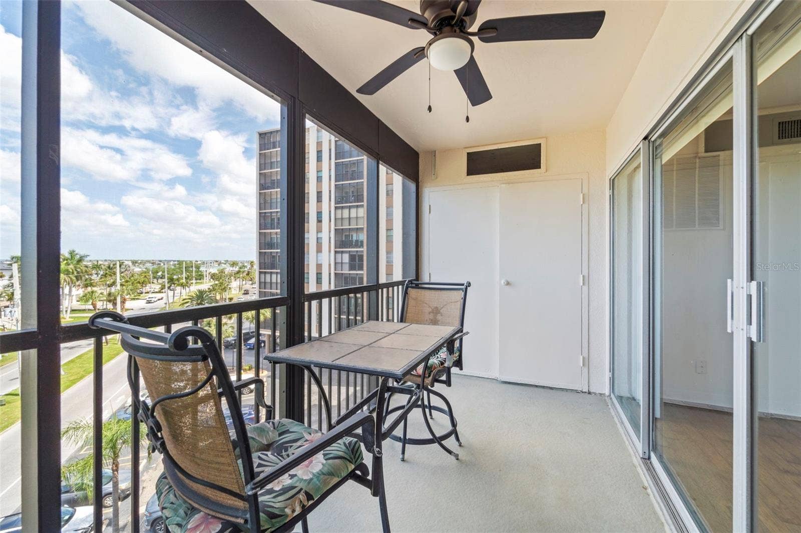 10355 PARADISE BOULEVARD, #403, Treasure Island, FL 33706 10355 PARADISE BOULEVARD, #403, Treasure Island, FL 33706