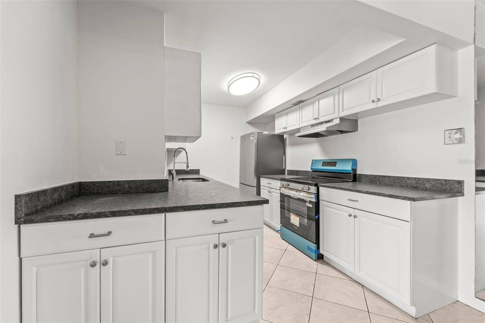 10355 PARADISE BOULEVARD, #403, Treasure Island, FL 33706 10355 PARADISE BOULEVARD, #403, Treasure Island, FL 33706