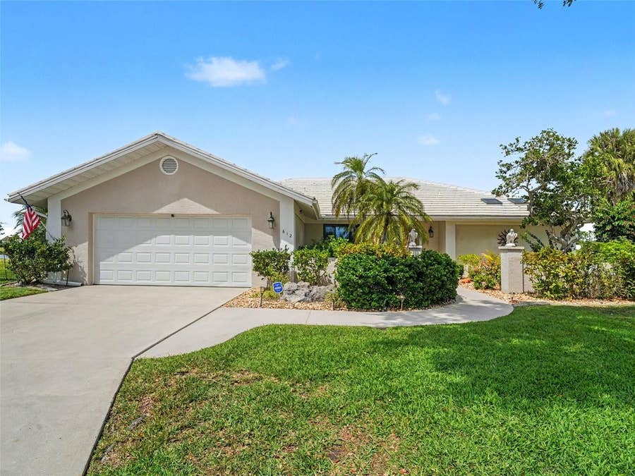 Property photo for 612 PAGET DRIVE, Venice, FL