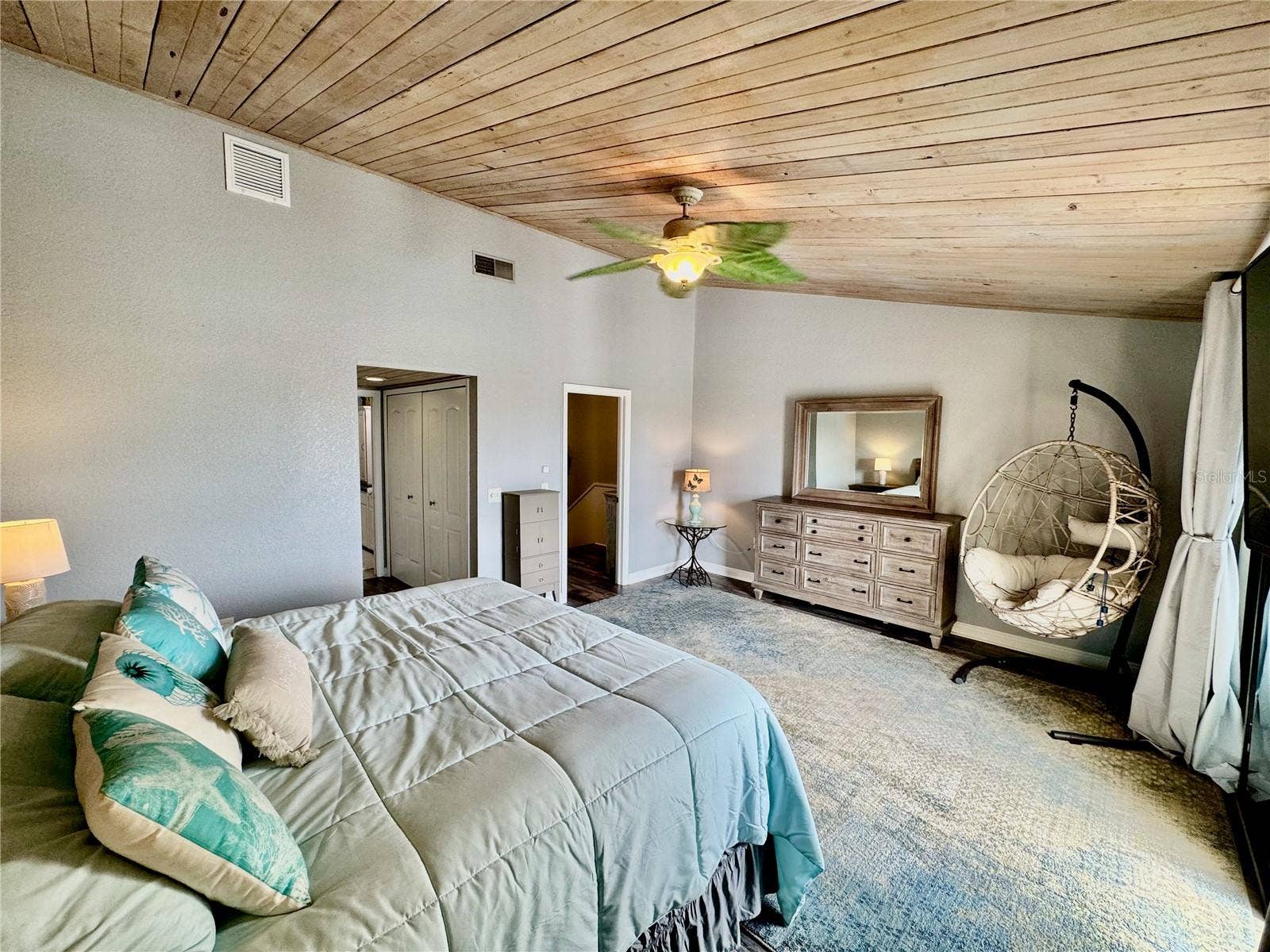 513 HAVEN POINT DRIVE, Treasure Island, FL 33706 513 HAVEN POINT DRIVE, Treasure Island, FL 33706