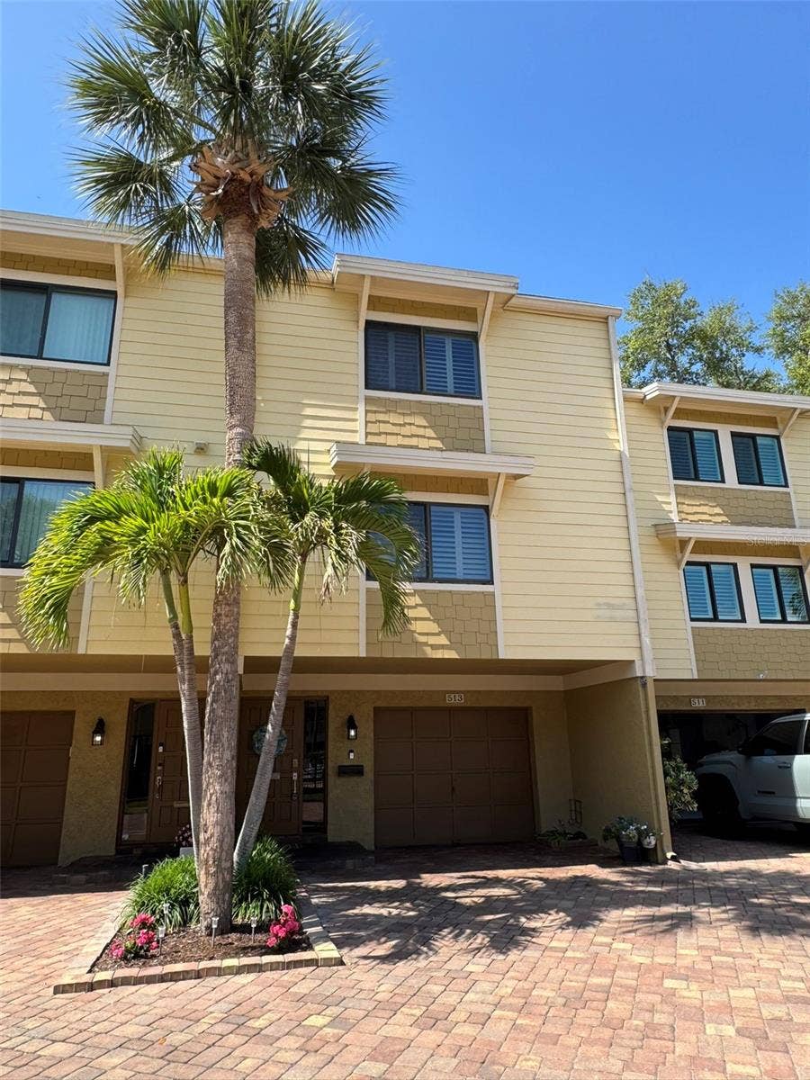 513 HAVEN POINT DRIVE, Treasure Island, FL 33706 Front entrance 2