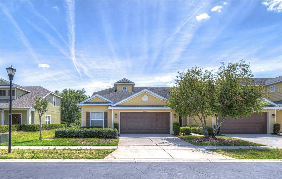 Property photo for 8507 SANDPIPER RIDGE AVENUE, Tampa, FL