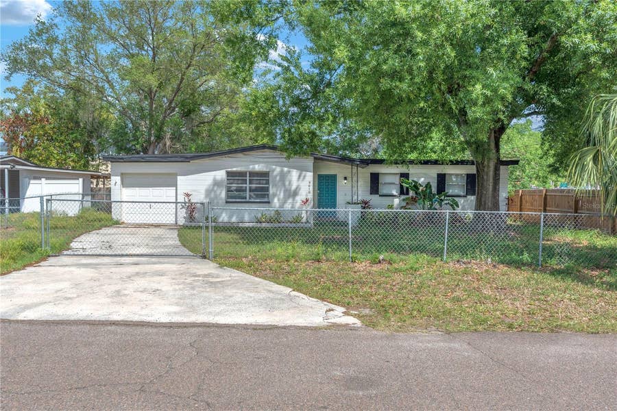 Property photo for 9618 PINE RIDGE AVENUE, Riverview, FL