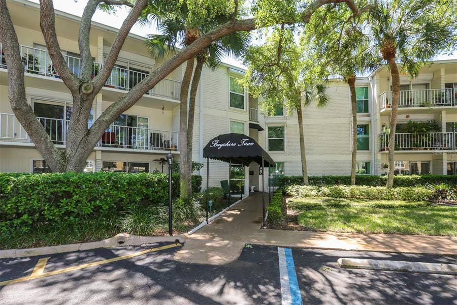 Property photo for 3325 BAYSHORE BOULEVARD, #E34, Tampa, FL