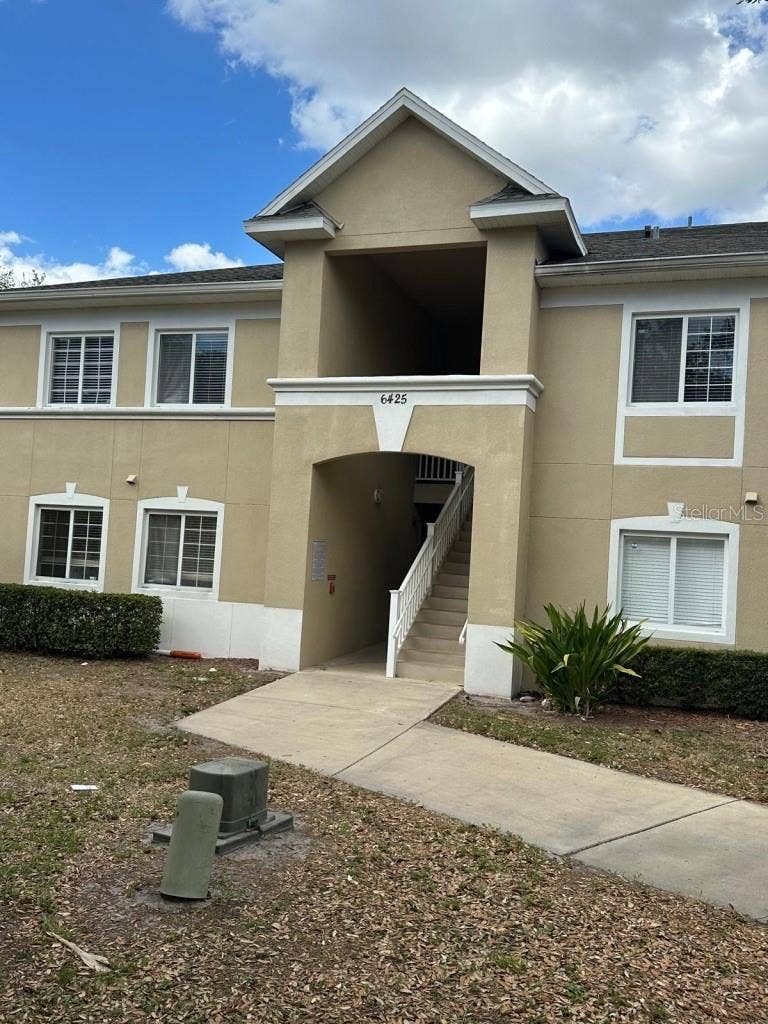 Property photo for 6425 CYPRESSDALE DRIVE, #101, Riverview, FL