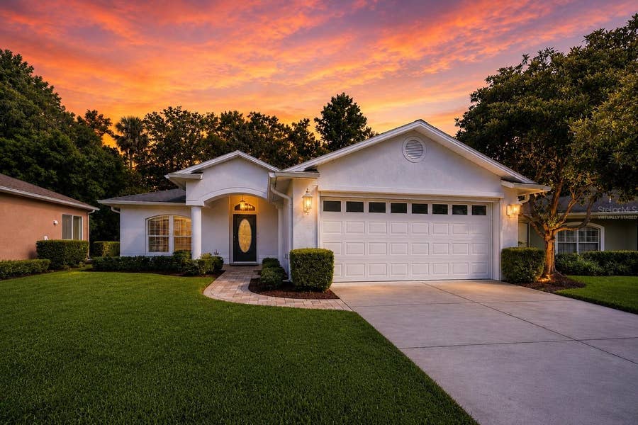 Property photo for 11337 CLEAR OAK CIR, New Port Richey, FL