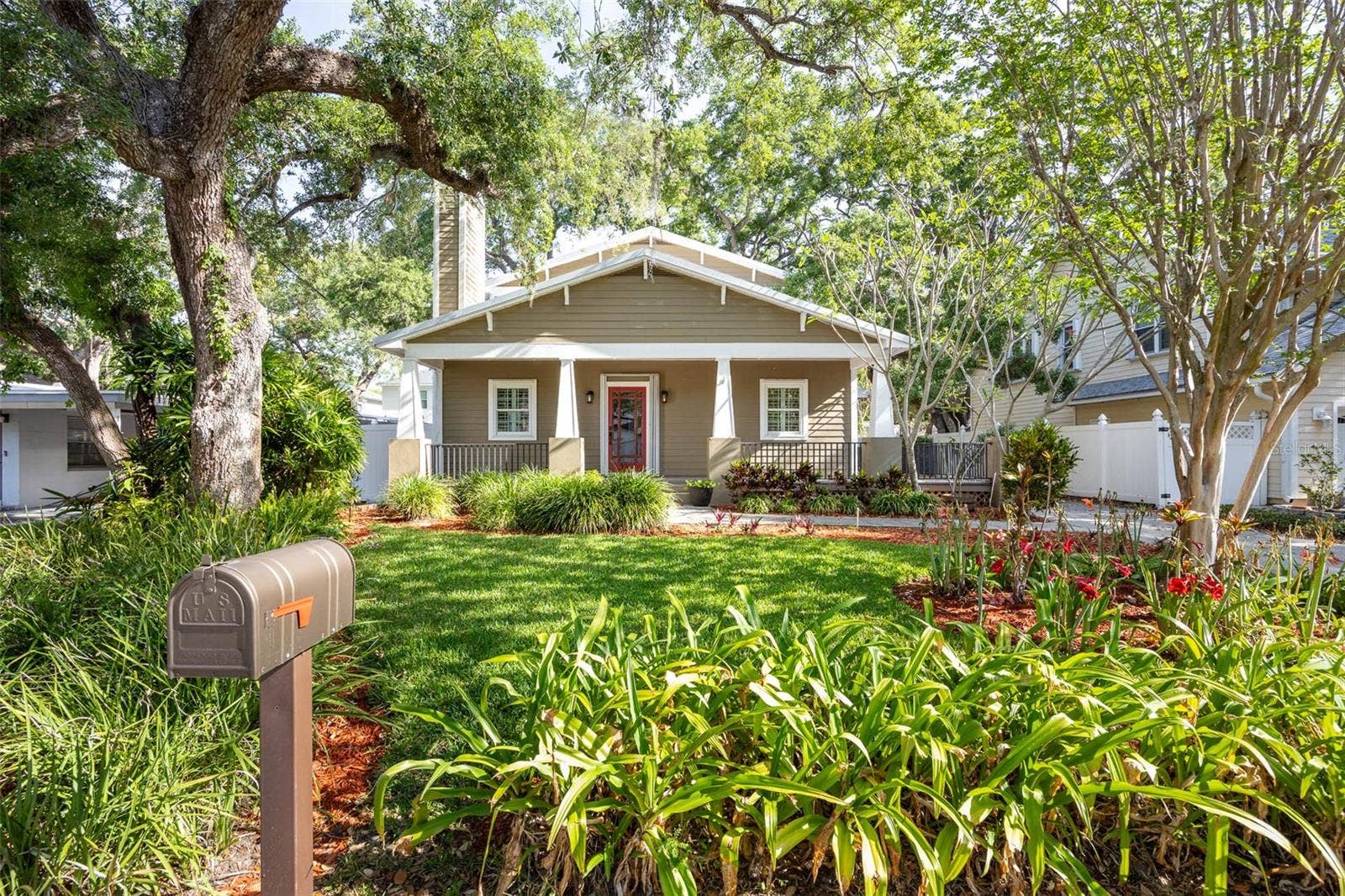 3311 W HAWTHORNE ROAD, Tampa, FL 33611 3311 W HAWTHORNE ROAD, Tampa, FL 33611