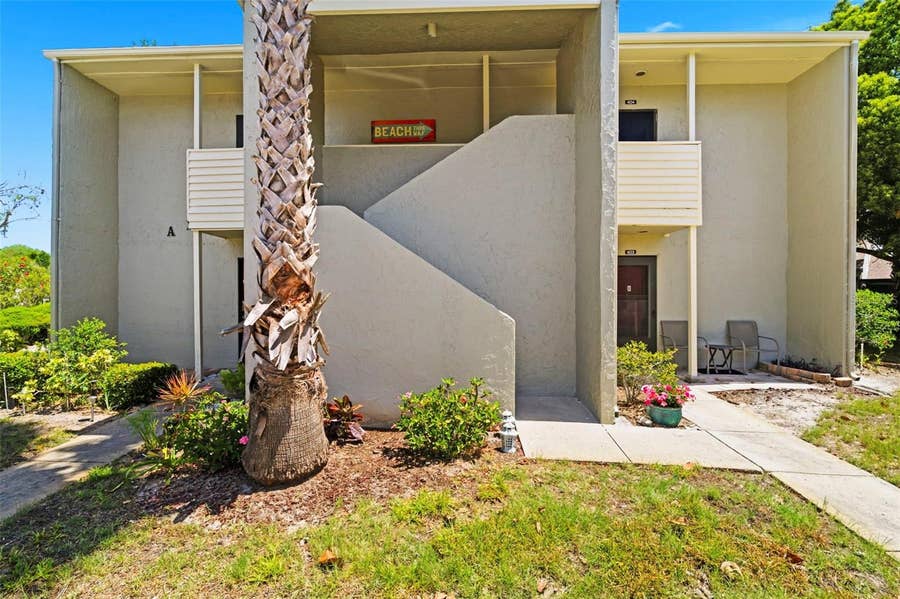 Property photo for 404 WINDRUSH BAY DRIVE, Tarpon Springs, FL
