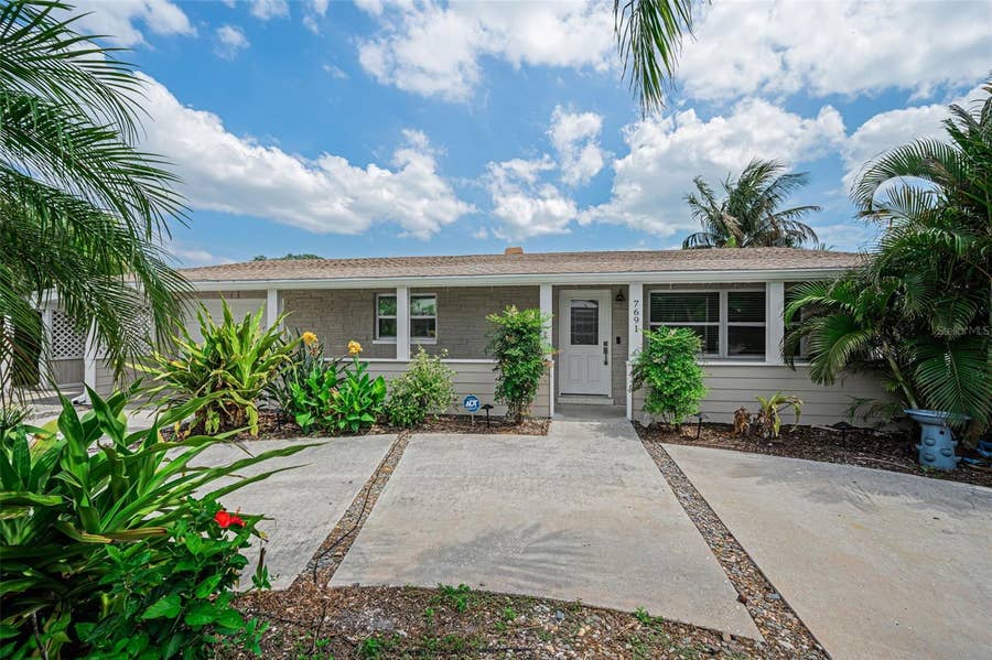 Property photo for 7691 COQUINA WAY, St Pete Beach, FL