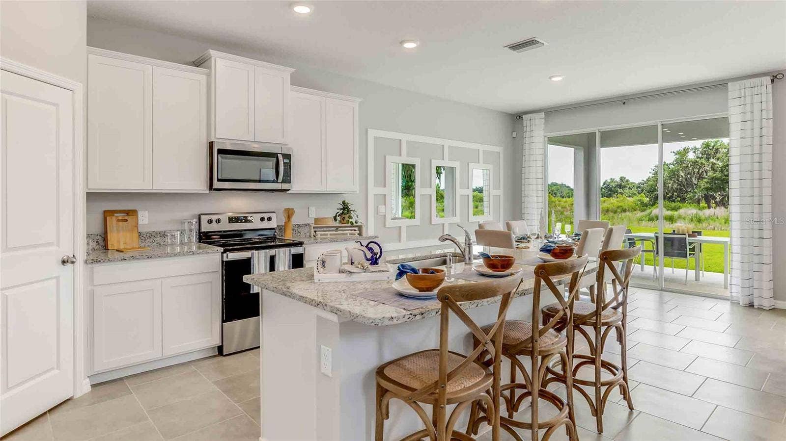 6837 FLINT CREEK DRIVE, Land O Lakes, FL 34638 6837 FLINT CREEK DRIVE, Land O Lakes, FL 34638