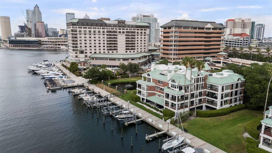 Property photo for 707 SEDDON COVE WAY, Tampa, FL