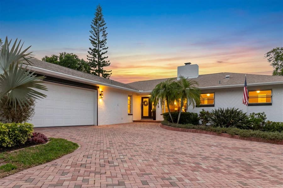 Property photo for 715 ROLLING HILLS DRIVE, Palm Harbor, FL
