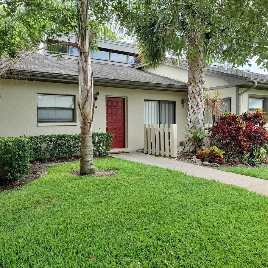 Property photo for 70 JOANNE PLACE, #70, Oldsmar, FL