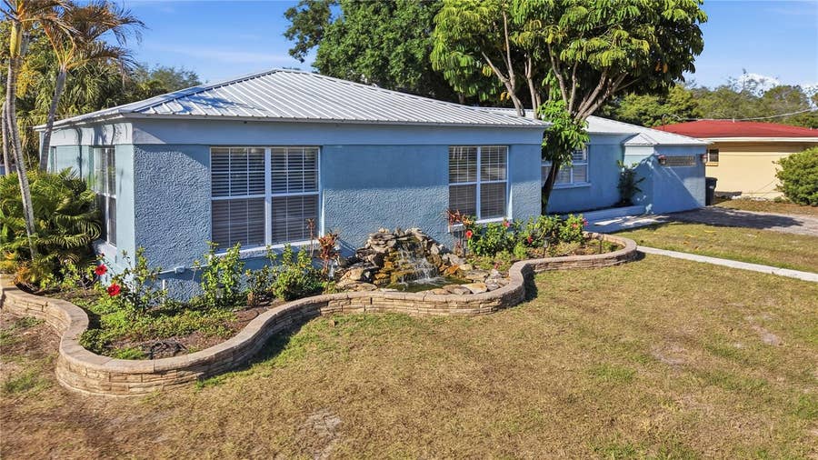Property photo for 3921 W BAY TO BAY BOULEVARD, Tampa, FL