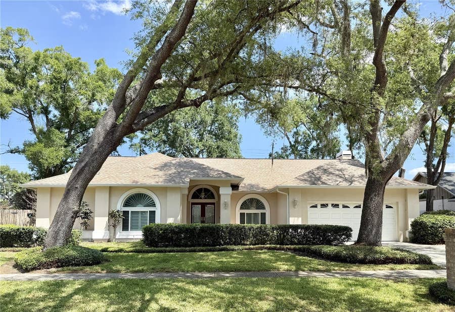 Property photo for 6326 N QUEENSWAY DR, Temple Terrace, FL
