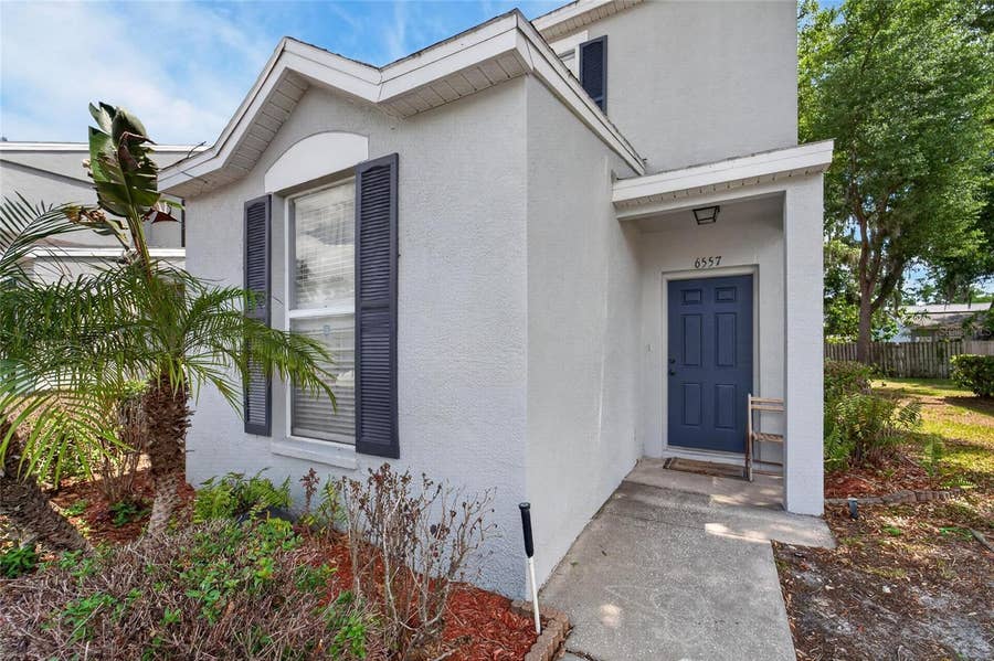 Property photo for 6557 OSPREY LAKE CIRCLE, Riverview, FL