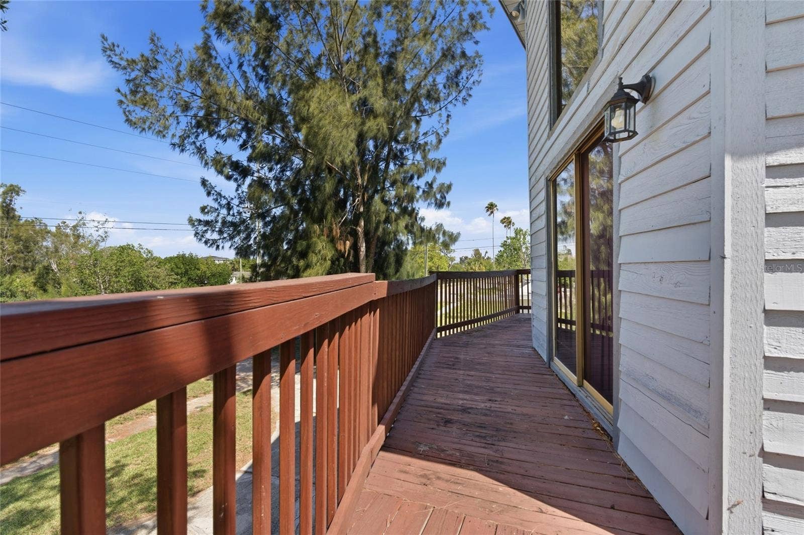 8221 RIVERSIDE DR NE, St Petersburg, FL 33702 8221 RIVERSIDE DR NE, St Petersburg, FL 33702