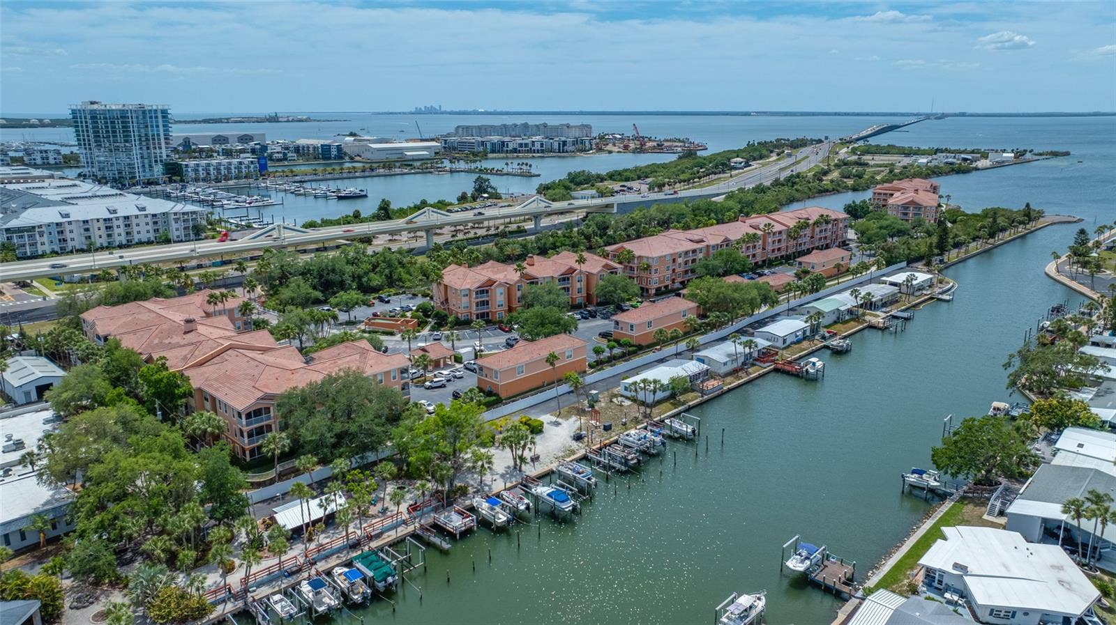 5000 CULBREATH KEY WAY, #1-201, Tampa, FL 33611