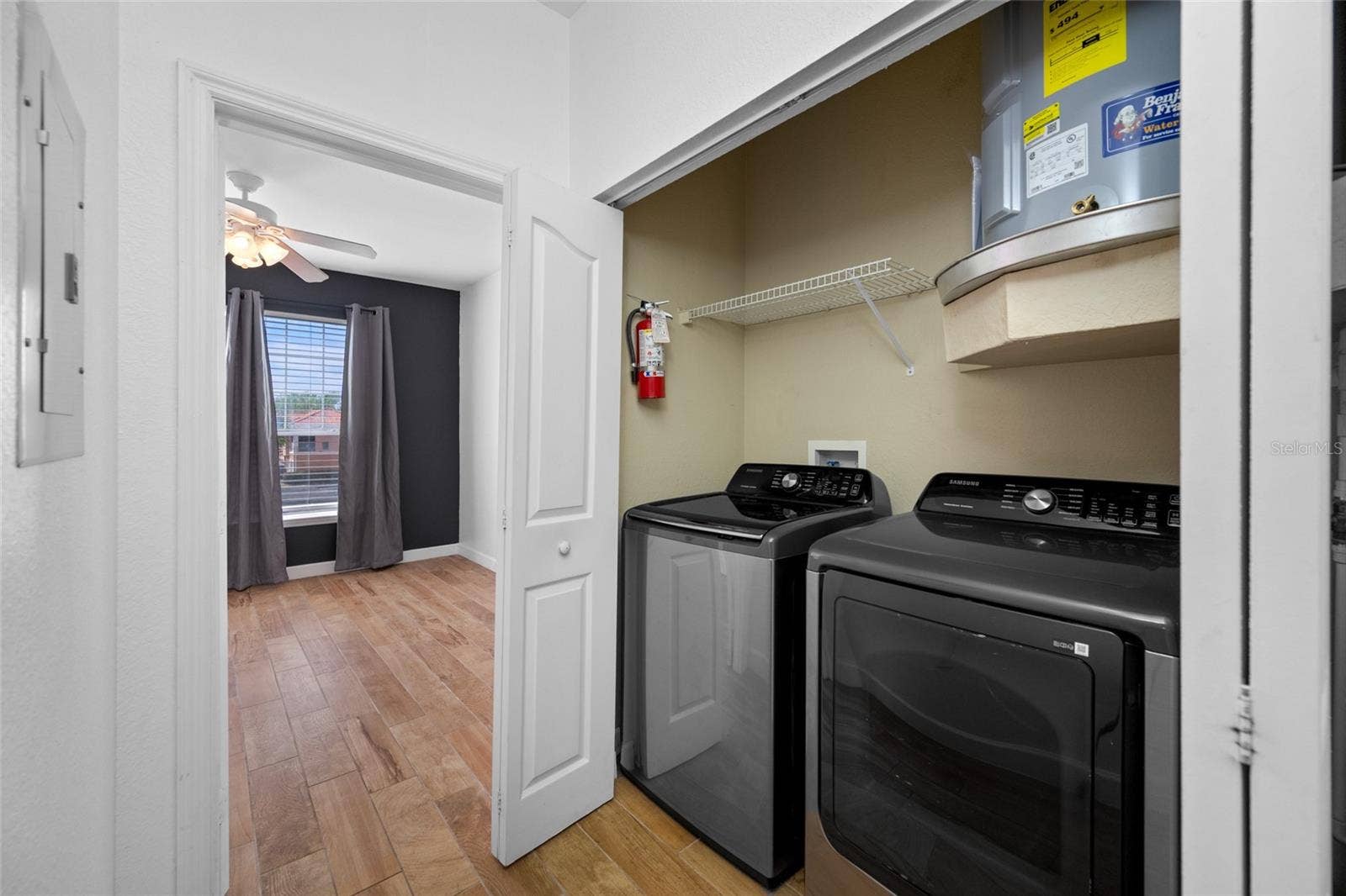 Washer/Dryer