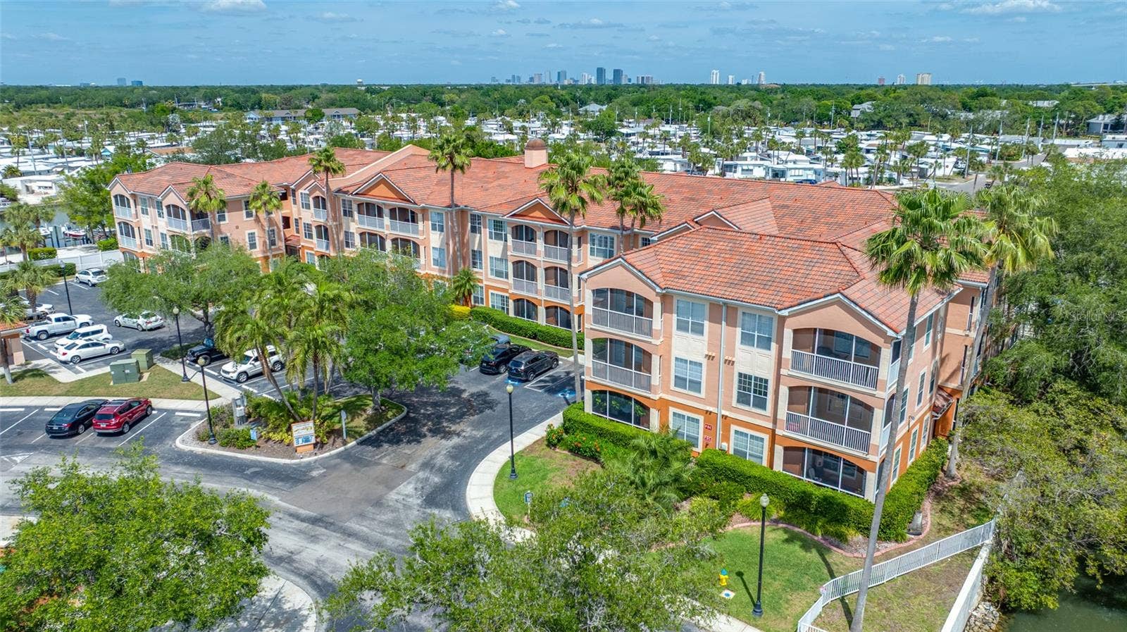 5000 CULBREATH KEY WAY, #1-201, Tampa, FL 33611