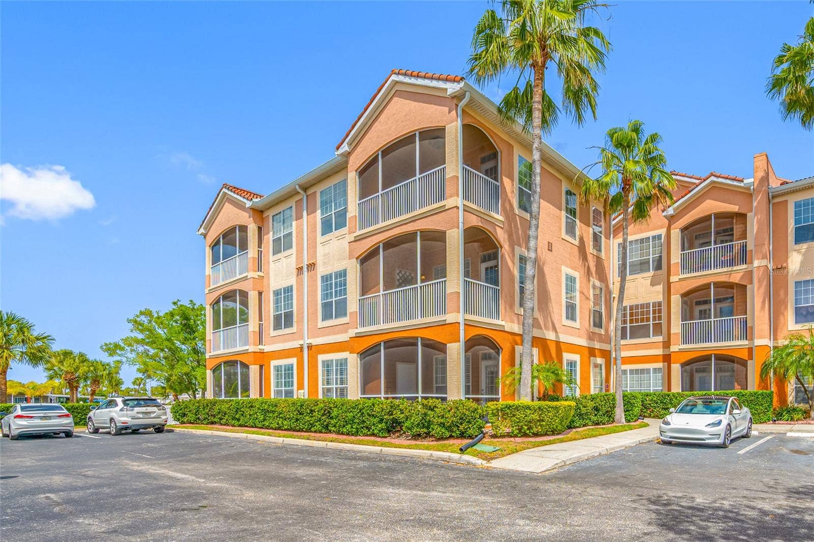 5000 CULBREATH KEY WAY, #1-201, Tampa, FL 33611