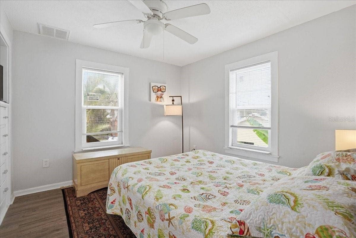 130 86TH TERRACE, Treasure Island, FL 33706 130 86TH TERRACE, Treasure Island, FL 33706