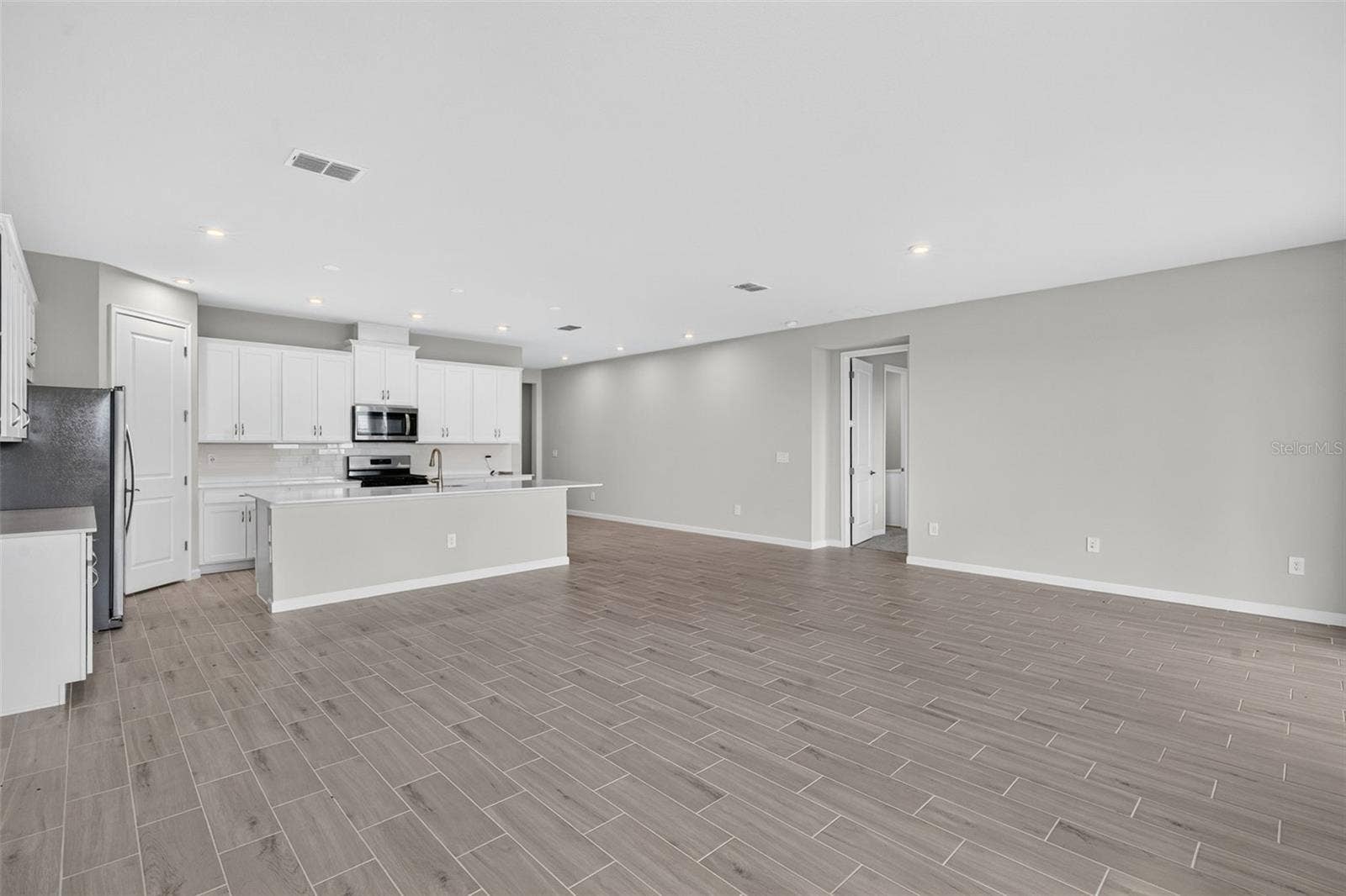 34766 FLOWER PATCH DRIVE, Dade City, FL 33525 34766 FLOWER PATCH DRIVE, Dade City, FL 33525