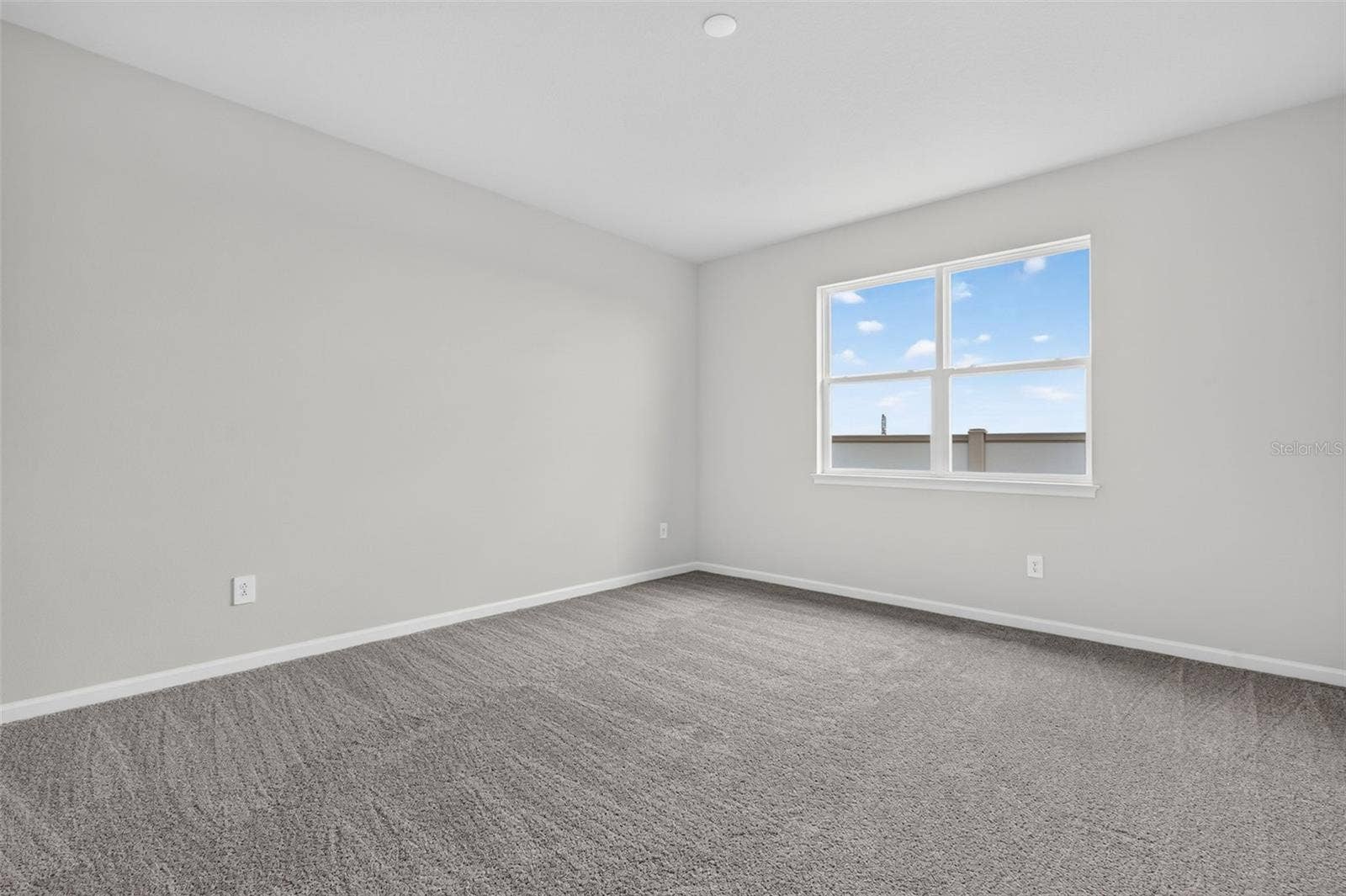9553 NATURAL OAK POINT, Dade City, FL 33525 Primary Suite