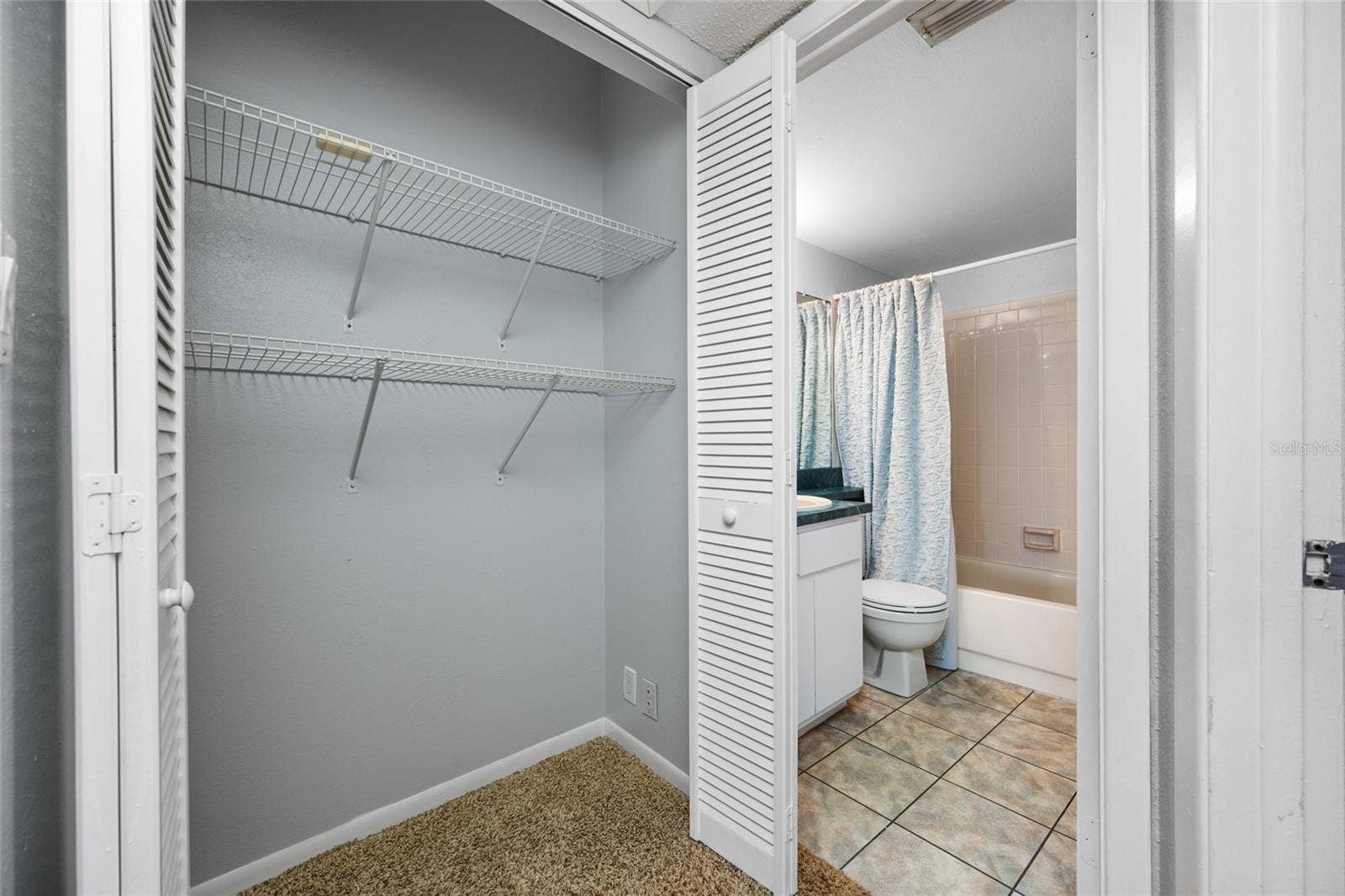 12424 CAPRI CIRCLE N, #5, Treasure Island, FL 33706