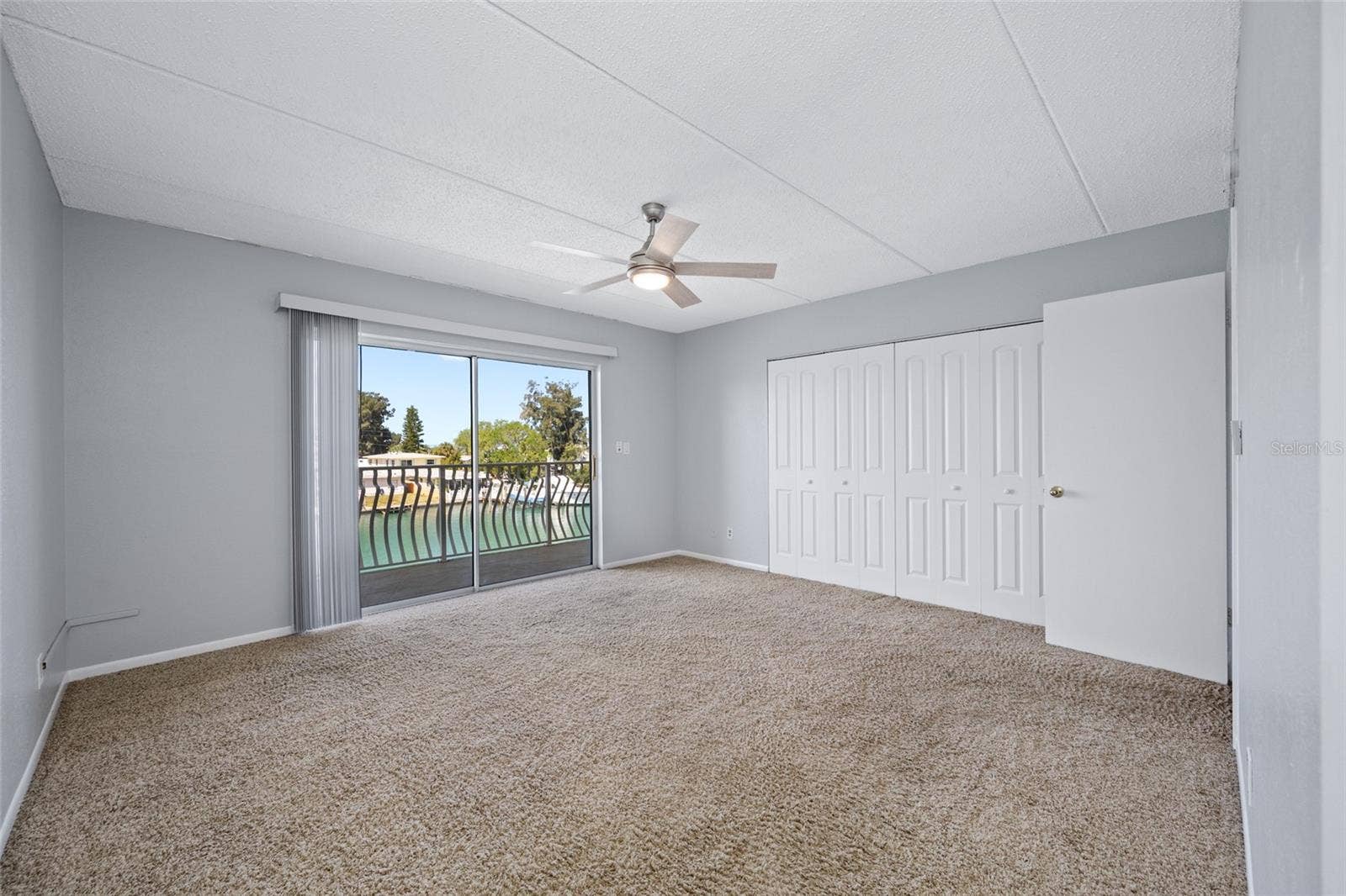 12424 CAPRI CIRCLE N, #5, Treasure Island, FL 33706
