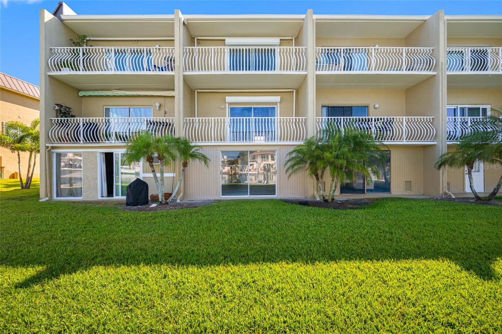 12424 CAPRI CIRCLE N, #5, Treasure Island, FL 33706