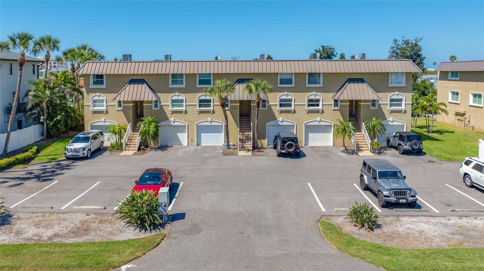 12424 CAPRI CIRCLE N, #5, Treasure Island, FL 33706