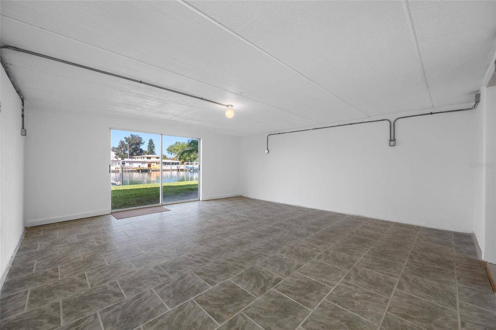 12424 CAPRI CIRCLE N, #5, Treasure Island, FL 33706