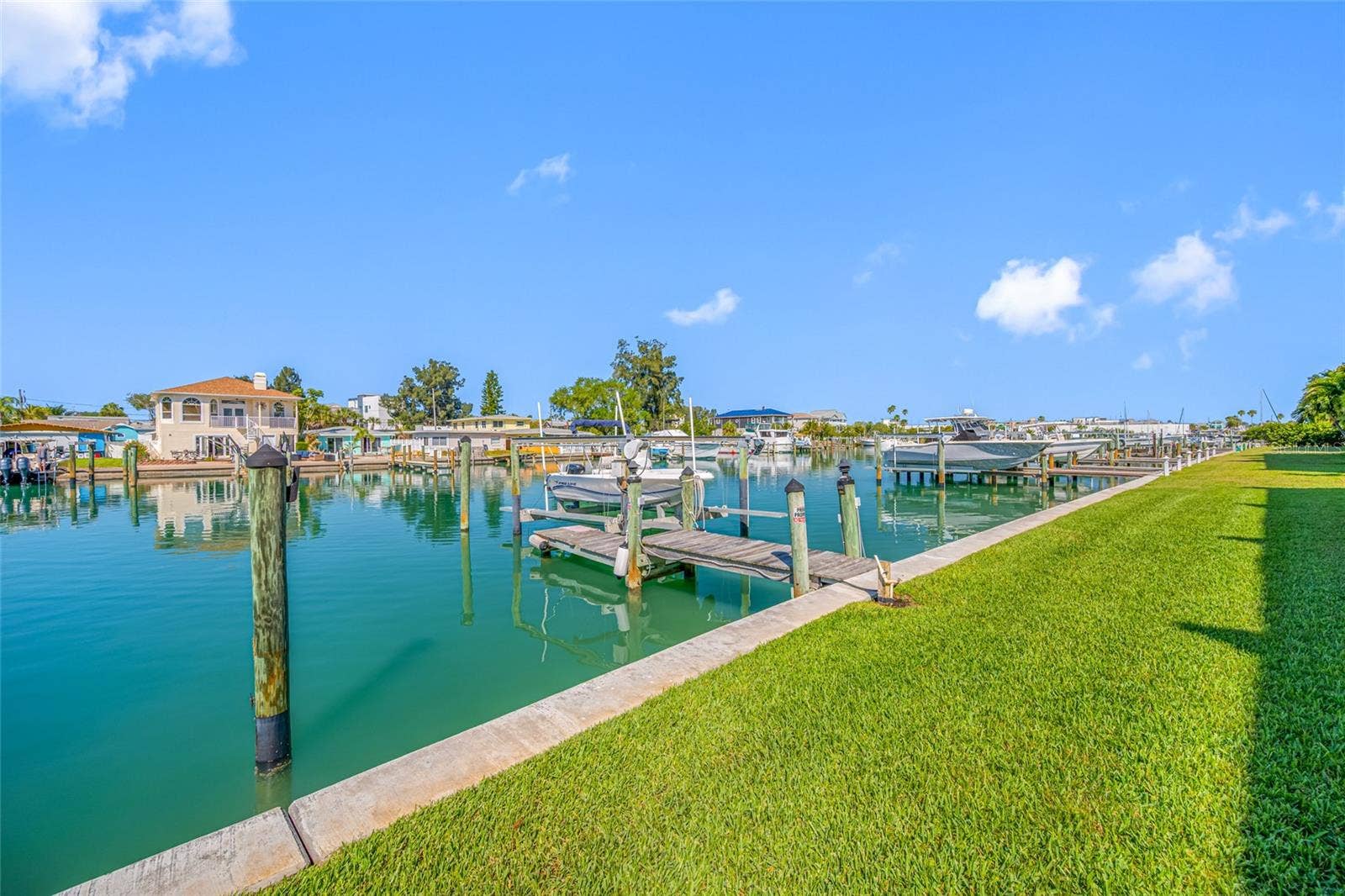 12424 CAPRI CIRCLE N, #5, Treasure Island, FL 33706