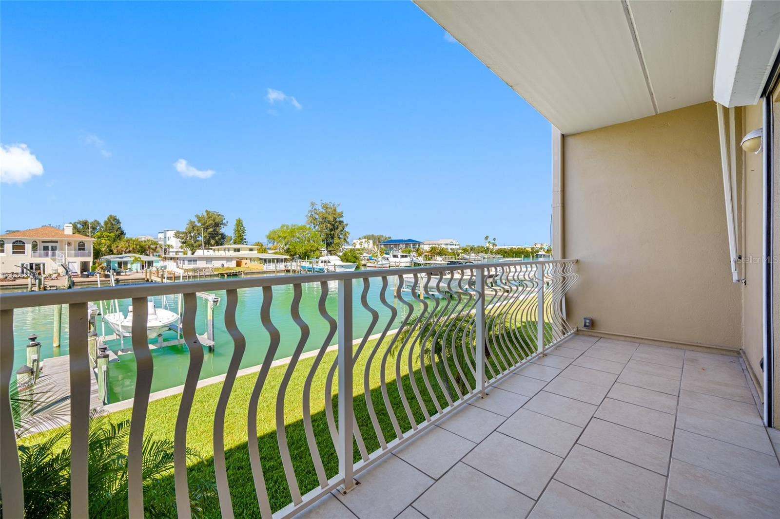 12424 CAPRI CIRCLE N, #5, Treasure Island, FL 33706