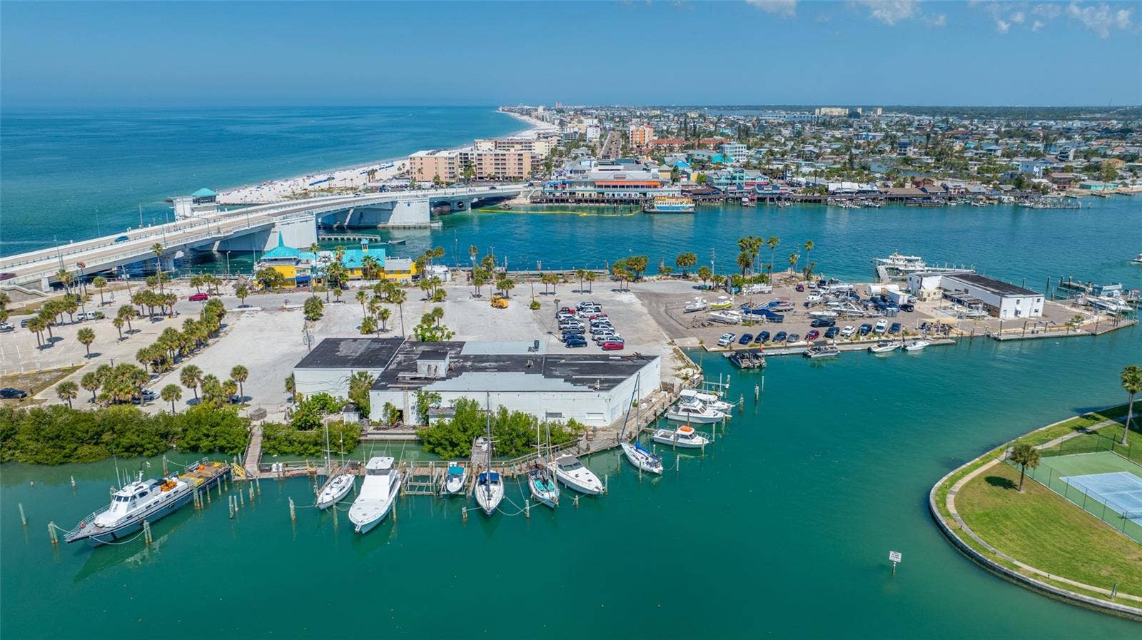 12424 CAPRI CIRCLE N, #5, Treasure Island, FL 33706