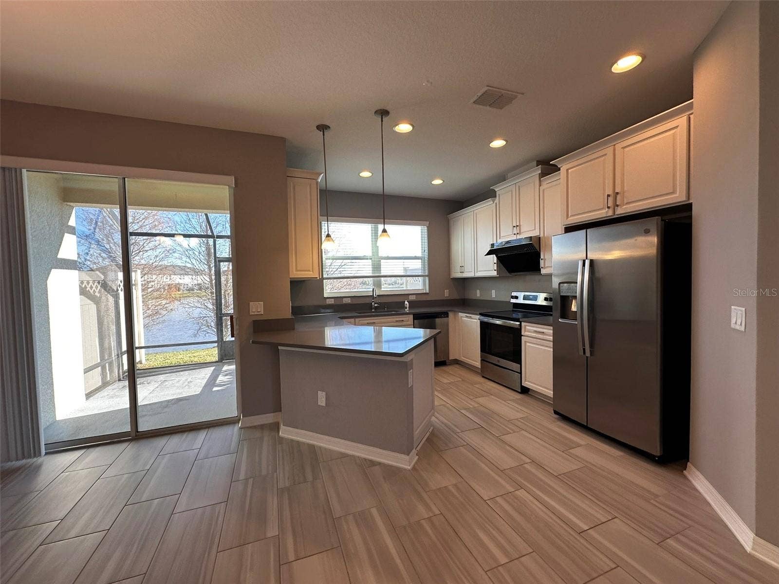 29850 SOUTHWELL LANE, Wesley Chapel, FL 33543 29850 SOUTHWELL LANE, Wesley Chapel, FL 33543