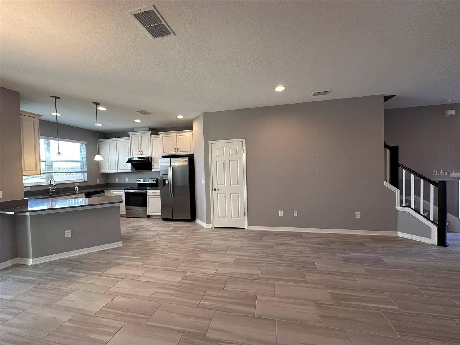 29850 SOUTHWELL LANE, Wesley Chapel, FL 33543 29850 SOUTHWELL LANE, Wesley Chapel, FL 33543
